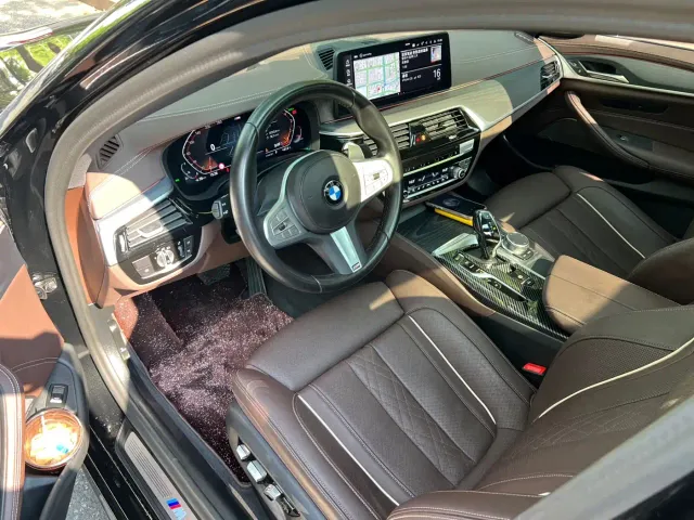 BMW 5 Series — Фото автомобиля 6