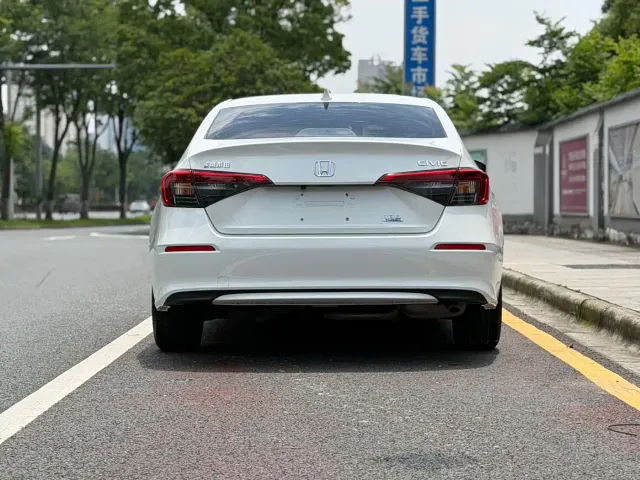 Honda Civic — Фото автомобиля 5