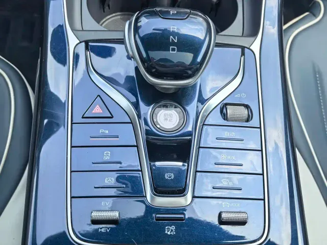 BYD Qin PLUS — Фото автомобиля 15