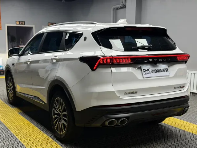 Jetour X70 Plus — Фото автомобиля 4