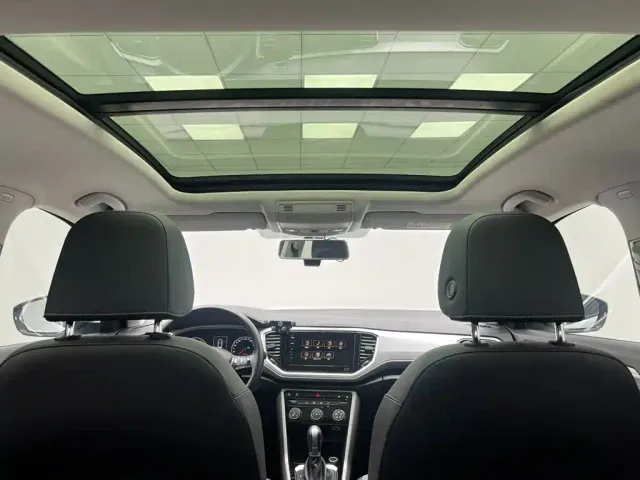 Volkswagen T-Roc — Фото автомобиля 14