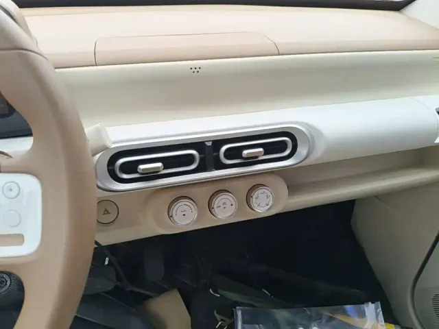 Wuling Hongguang Mini EV — Фото автомобиля 12