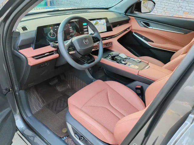 Changan CS75 Plus — Фото автомобиля 7