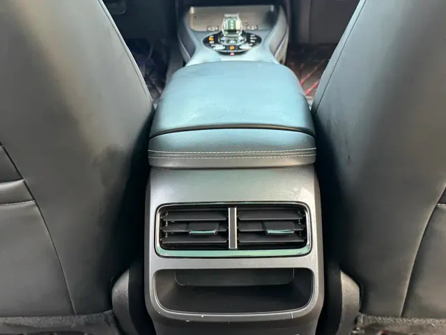 BYD Seal — Фото автомобиля 23