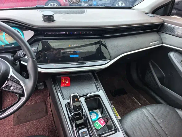 Dongfeng Yixuan MAX — Фото автомобиля 13