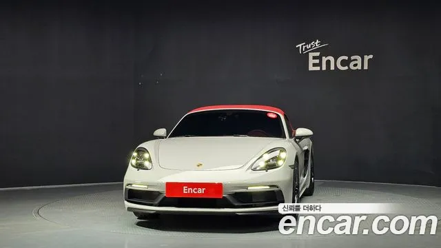 Porsche 718 — Фото автомобиля 3