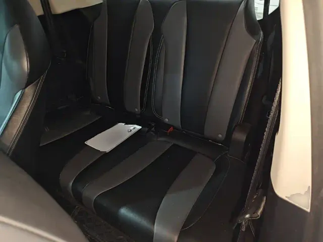 Roewe Clever — Фото автомобиля 16