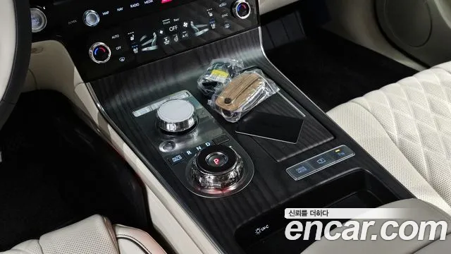 Genesis G80 Electrified G80 (RG3) — Фото автомобиля 9