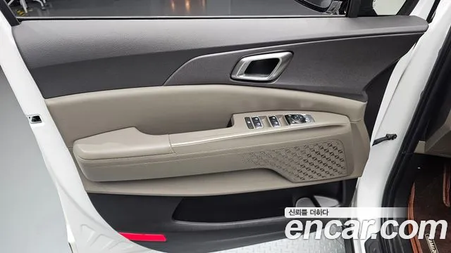 Kia Carnival 4th Gen — Фото автомобиля 13