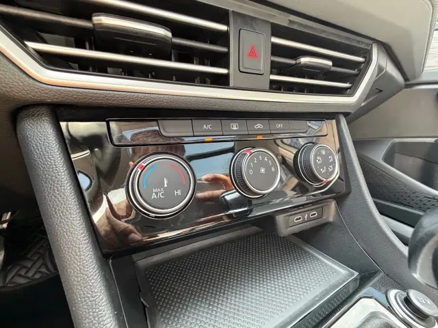 Volkswagen Sagitar — Фото автомобиля 17