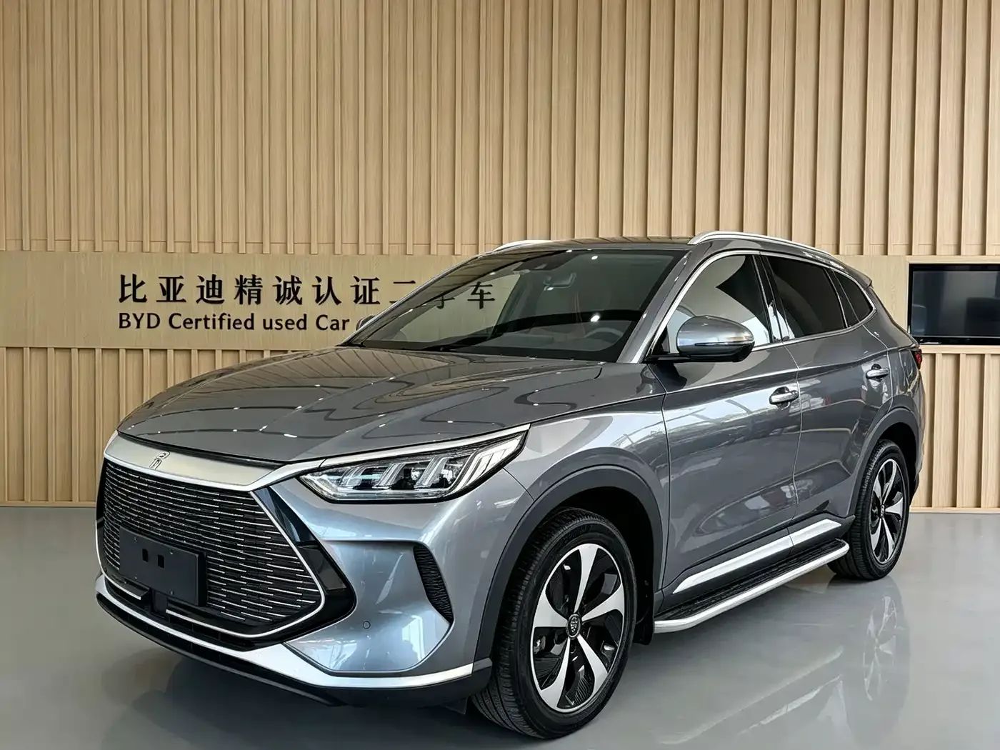 Фотография автомобиля — BYD Song PLUS PHEV