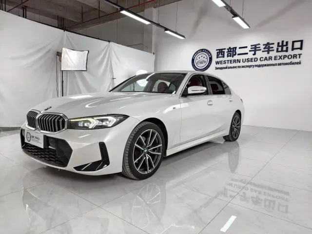Фотография автомобиля — BMW 3 Series