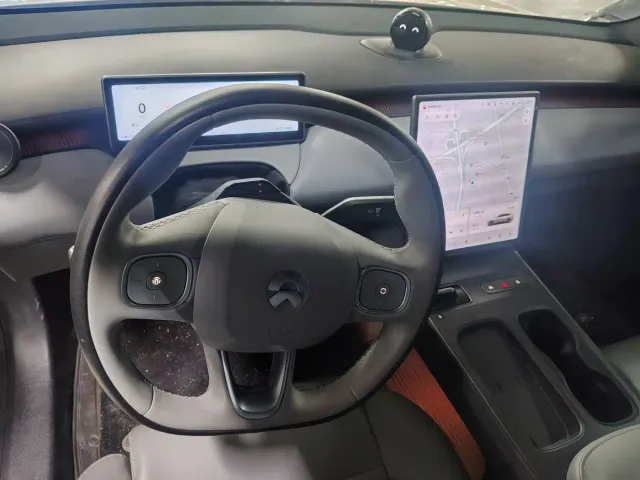 Nio ET5 Touring — Фото автомобиля 6