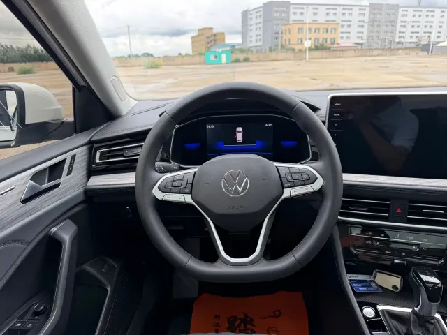 Volkswagen Sagitar — Фото автомобиля 10