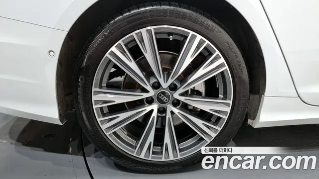 Audi A6 45 TFSI quattro Premium — Фото автомобиля 5