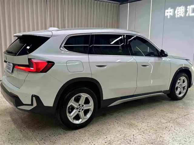 BMW X1 — Фото автомобиля 5