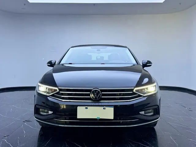 Volkswagen Magotan — Фото автомобиля 2