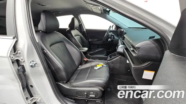 Hyundai Kona SX2 — Фото автомобиля 16