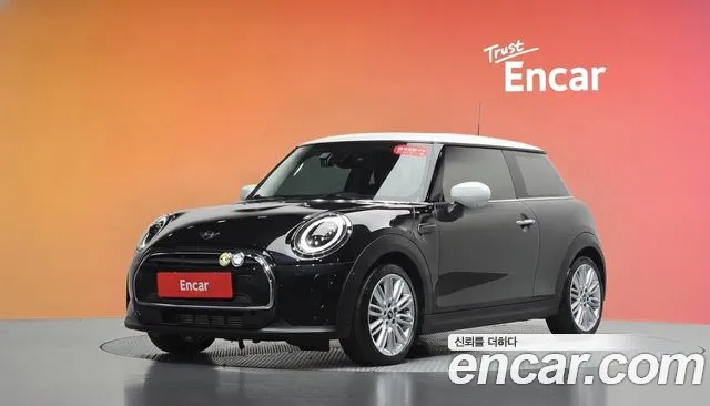 Фотография автомобиля — MINI Cooper