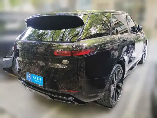 Land Rover Range Rover Sport — Фото автомобиля 2