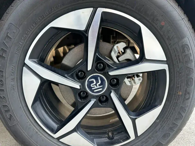 BYD Yuan UP — Фото автомобиля 10