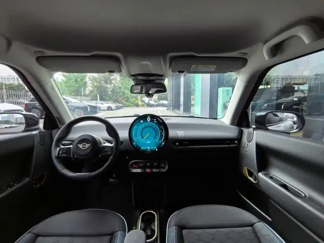 MINI Cooper — Фото автомобиля 8