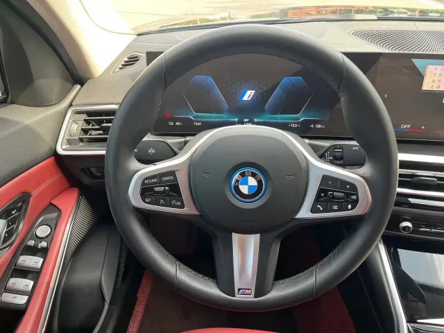 BMW i3 — Фото автомобиля 5