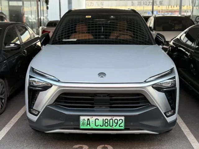 Nio ES8 — Фото автомобиля 2