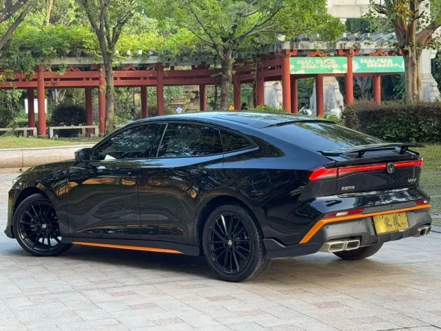 Changan UNI-V — Фото автомобиля 9