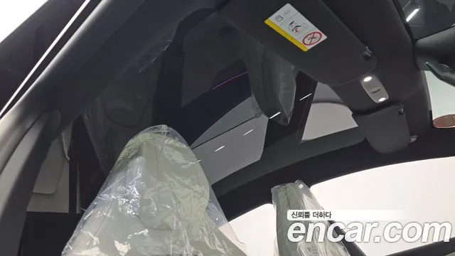 Tesla Model Y — Фото автомобиля 25