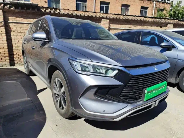 BYD Song Pro — Фото автомобиля 3