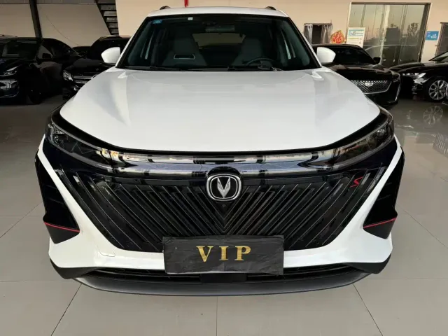 Changan CS75 Plus — Фото автомобиля 2