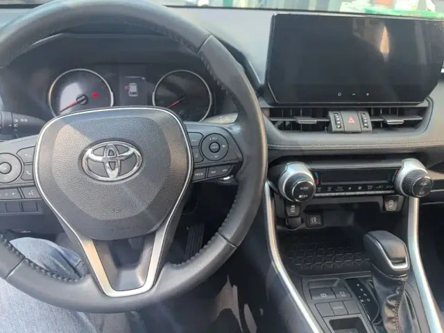 Toyota Wildlander — Фото автомобиля 9