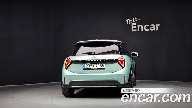 MINI Cooper 4th Gen — Фото автомобиля 4