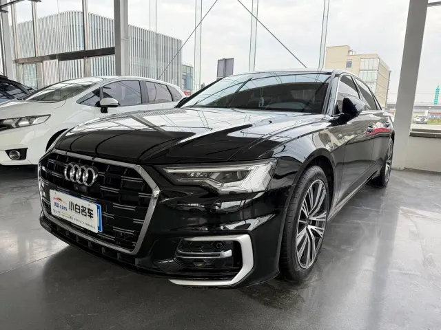 Фотография автомобиля — Audi A6L