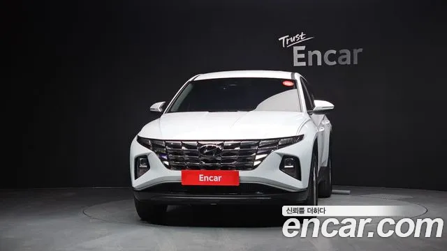 Hyundai Tucson Tucson (NX4) Бензин 1.6 Turbo 4WD — Фото автомобиля 3