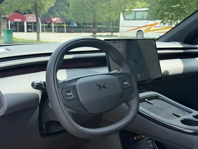 XPeng XPeng G7 2025 Model 702 Ultra Long Range Ultra — Фото автомобиля 13
