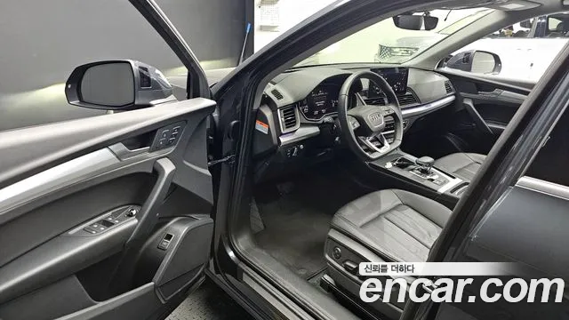 Audi Q5 45 TFSI quattro Sportback — Фото автомобиля 9