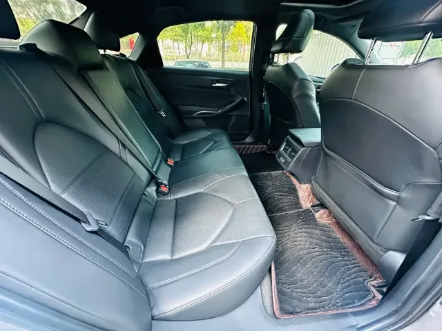 Toyota Avalon 2022 2.0L Luxury Edition — Фото автомобиля 10