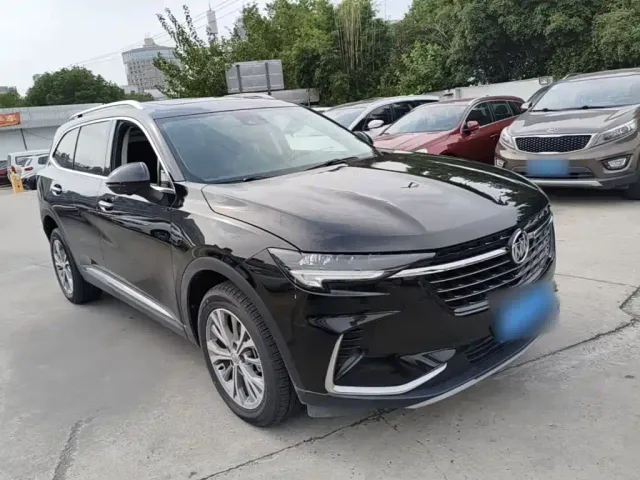 Buick Envision Plus — Фото автомобиля 3