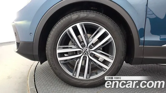 Volkswagen Tiguan — Фото автомобиля 5