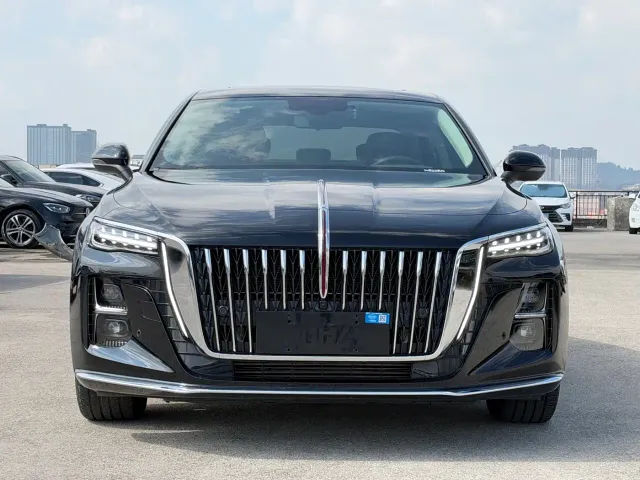 Hongqi H5 — Фото автомобиля 2