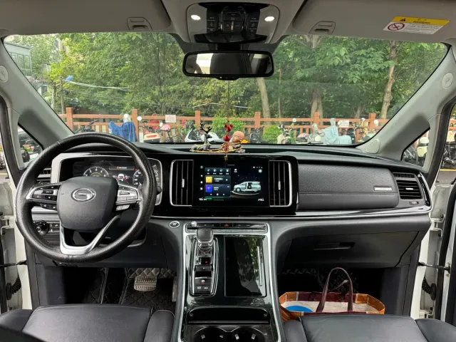 GAC Trumpchi M8 — Фото автомобиля 5