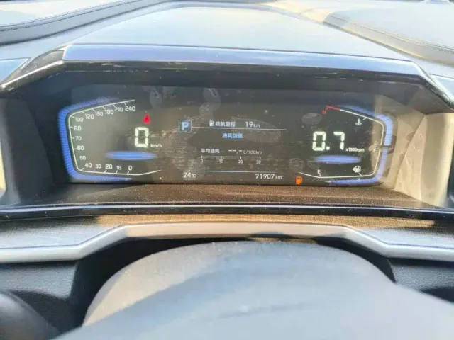Hyundai Custo — Фото автомобиля 4