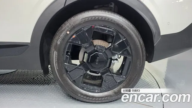Kia Sportage Бензин 1.6 турбо 2WD — Фото автомобиля 6