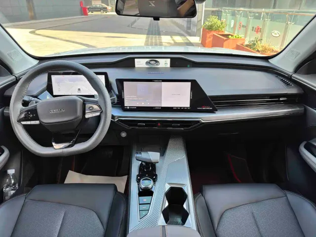 Changan Z6 — Фото автомобиля 7