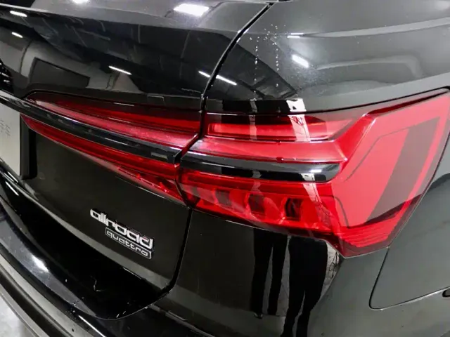 Audi Audi A6 (Import) 2022 allroad quattro Explorer 55 TFSI Premium Off-road — Фото автомобиля 13