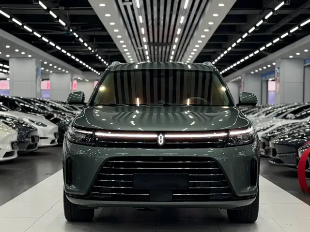 Aito M7 — Фото автомобиля 2