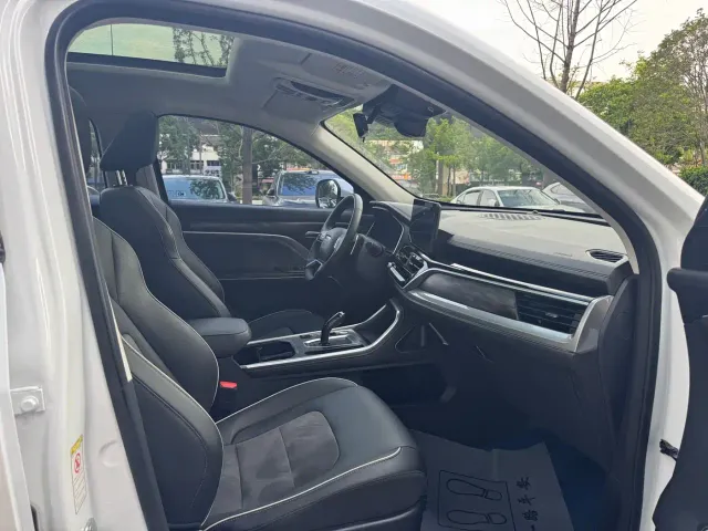 Haval H6 — Фото автомобиля 16