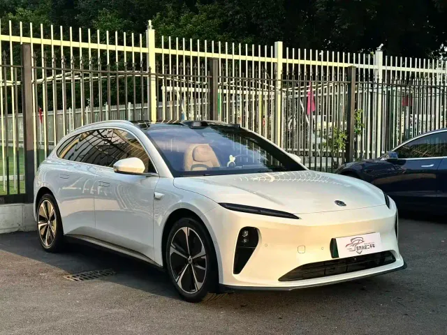 Nio ET5 Touring — Фото автомобиля 3